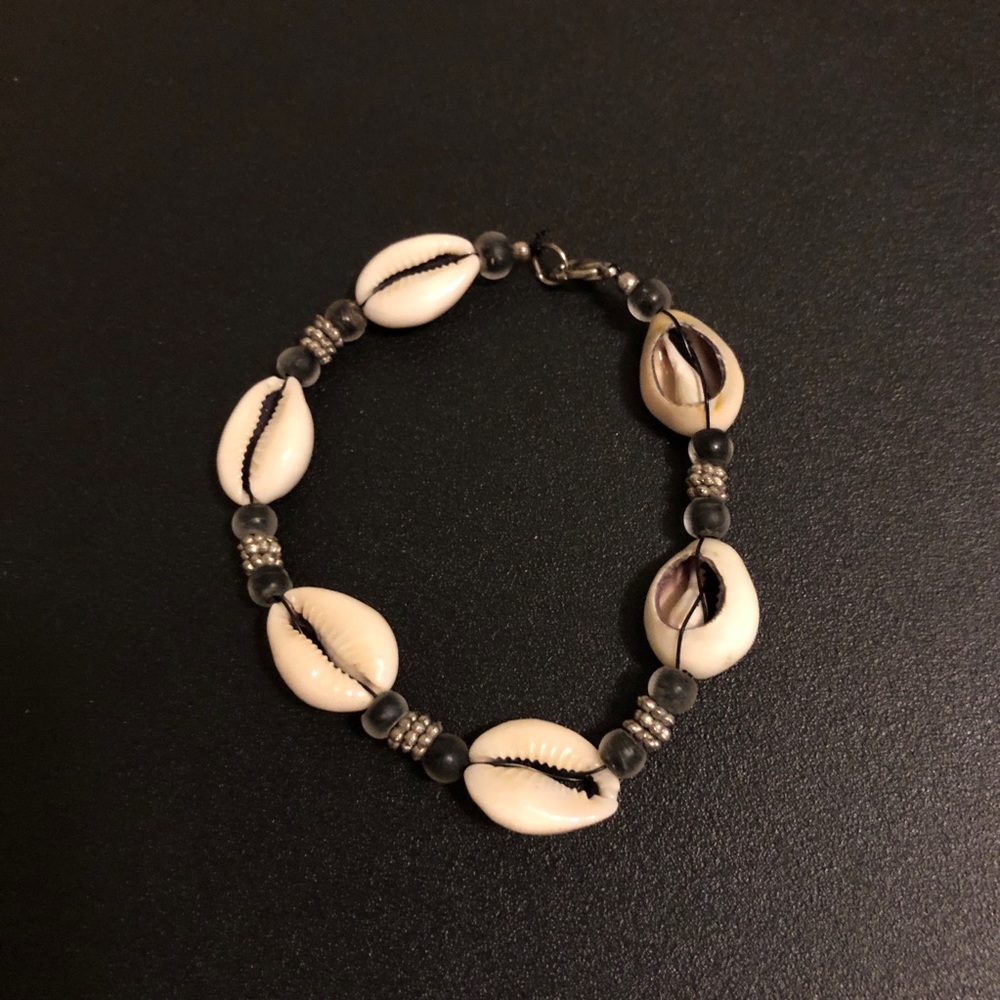 Natural Cowrie Shell Bracelet - Beach Jewelry